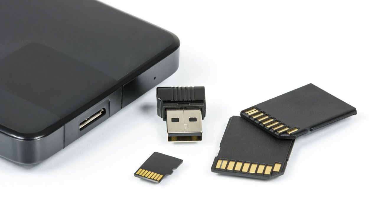 Zlohovn, extern disk, flash disk, ilustran fotografie