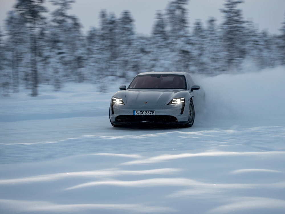 Porsche Taycan 4S