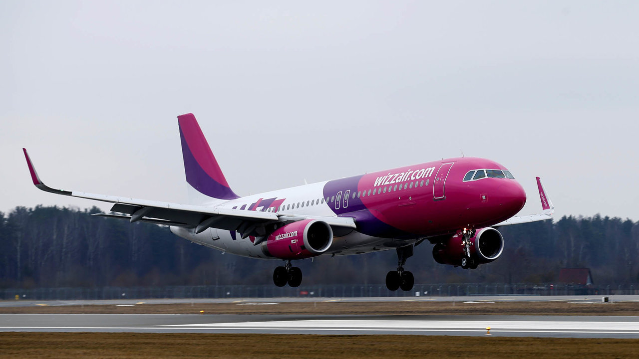 Kurz cennch papr Wizz Air spadl odpoloviny nora piblin o50 procent.