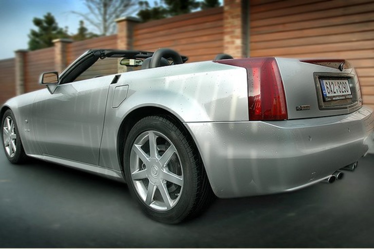 cadillac-xlr-4__550x367_.jpg Cadillac XLR
