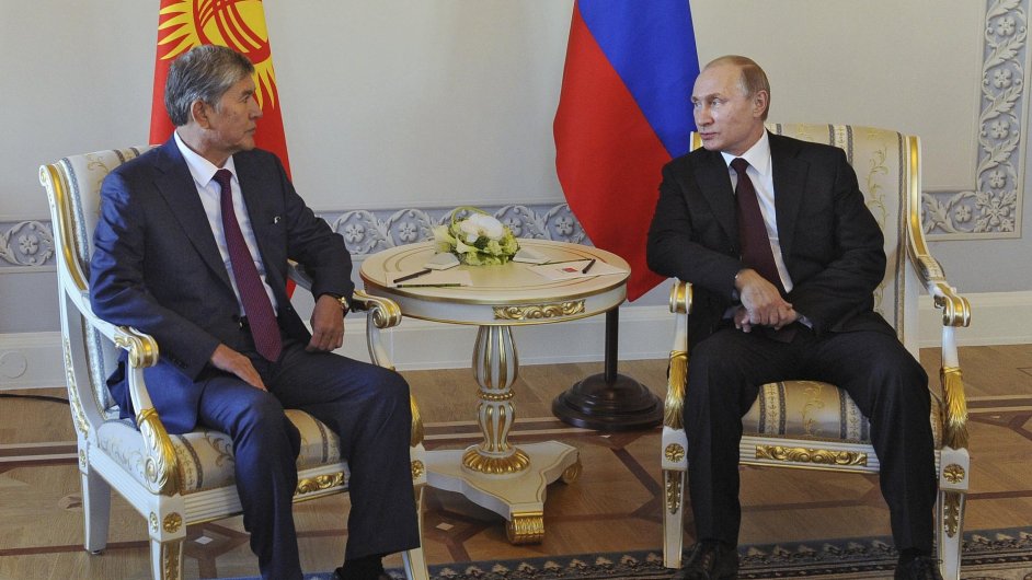 Rusk prezident Vladimir Putin se svm kyrgyzskm protjkem