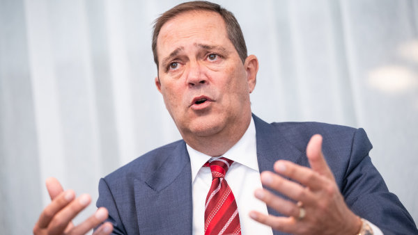 AI potřebuje vyšší stupeň etiky a integrity než předchozí technologie, říká šéf společnosti Cisco