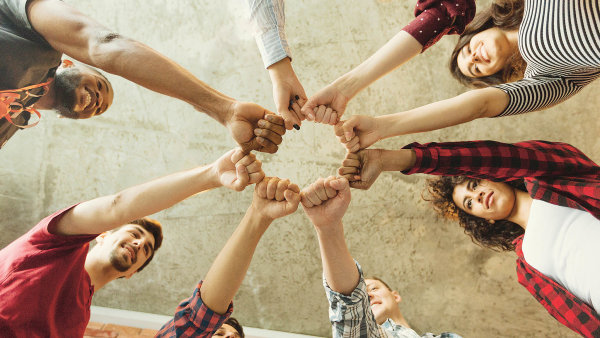 Využíváme elektřinu lokálně, snižte nám distribuční poplatky, žádá Unie komunitní energetiky. ERÚ je proti