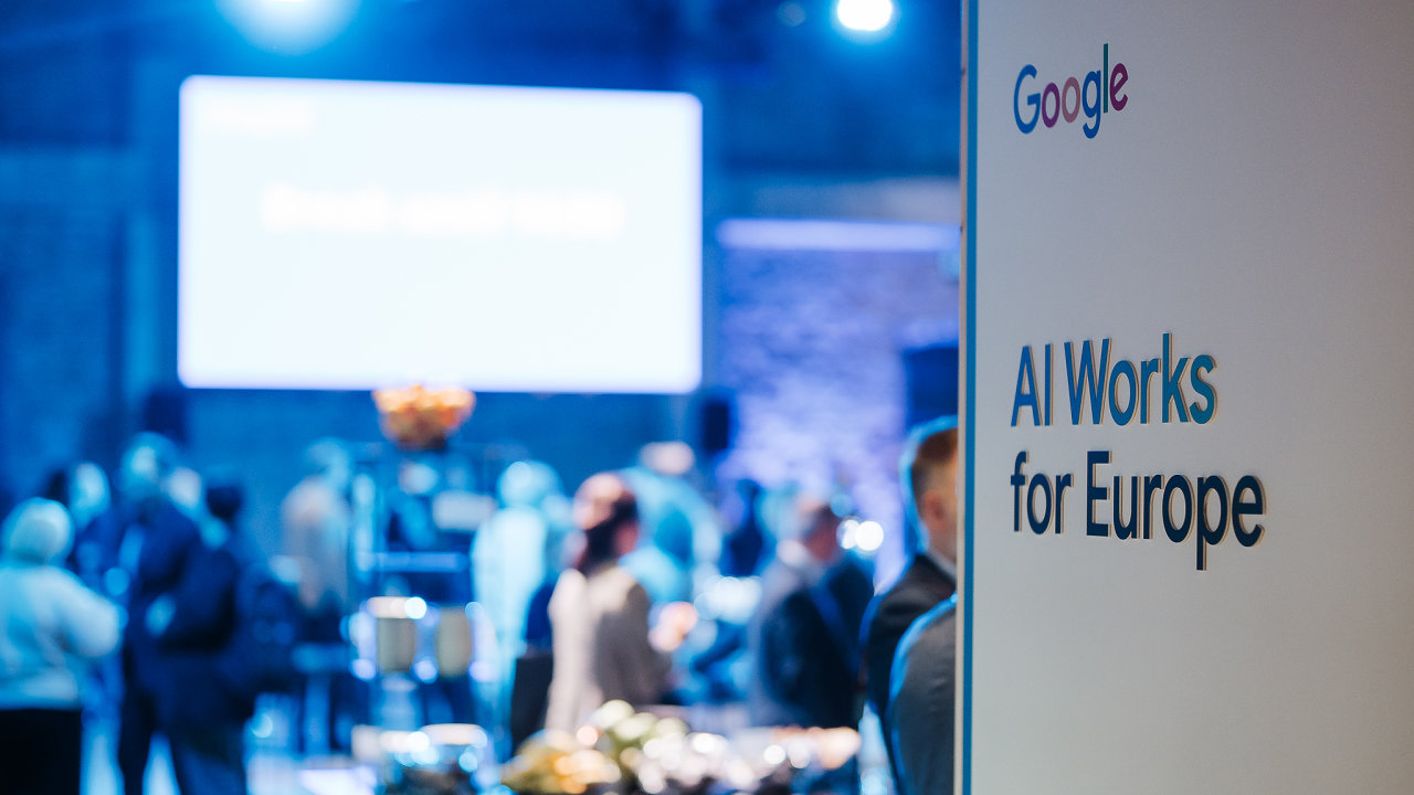 Iniciativa AI Works for Europe podpo�� neziskov� organizace, studenty vstupuj�c� na trh pr�ce a pracovn�ky pot�ebuj�c� rekvalifikaci.