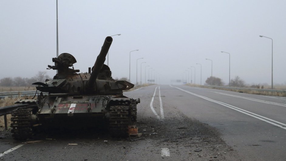 Znièený tank u Luhansku