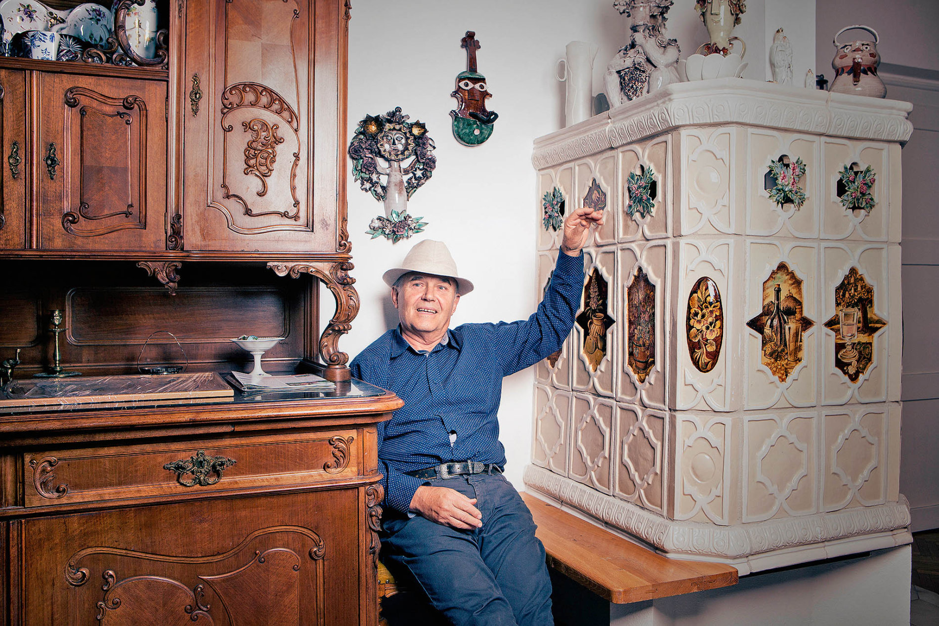 Ilustrátor Jaroslav Němeček (Foto: Matej Slávik) jarvis_59df325e498e2987e19f75ab.jpeg