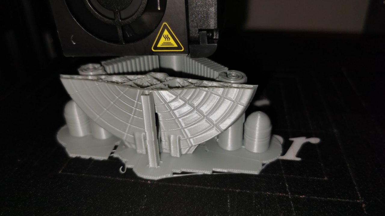 3D tiskrna Ender 3 Pro pat mezi nejlevnj, pitom zvld velk a kvalitn tisky