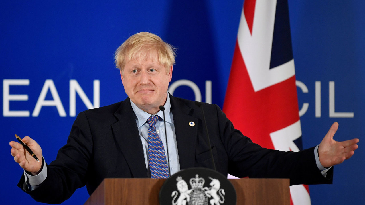 Britsk premir Boris Johnson na summitu EU v Bruselu.