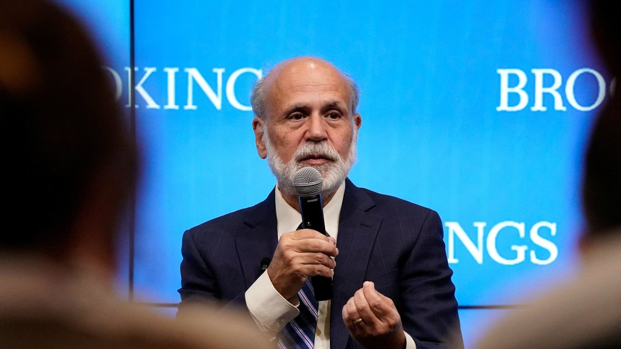 „Pokud chcete rozumìt geologii, studujte zemìtøesení. Abyste pochopili ekonomiku, studujte Krizi,“ vysvìtloval Bernanke, proè se na zaèátku kariéry zamìøil na velkou americkou krizi tøicátých let.