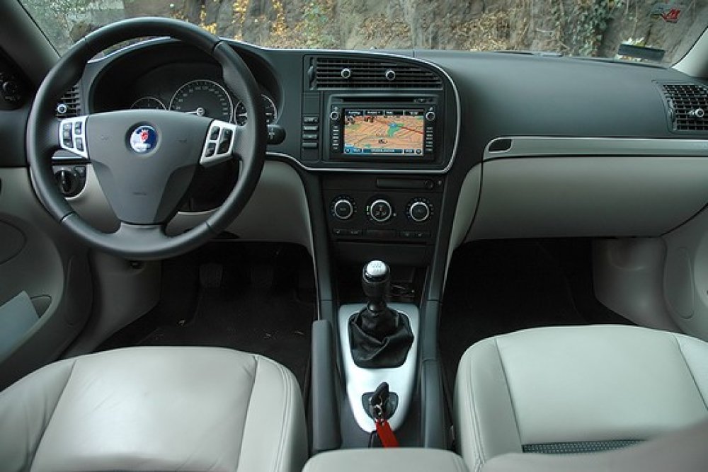 Saab 9-3 Sport Sedan 1.9 TTiDS Saab 9-3 Sport Sedan 1.9 TTiDS