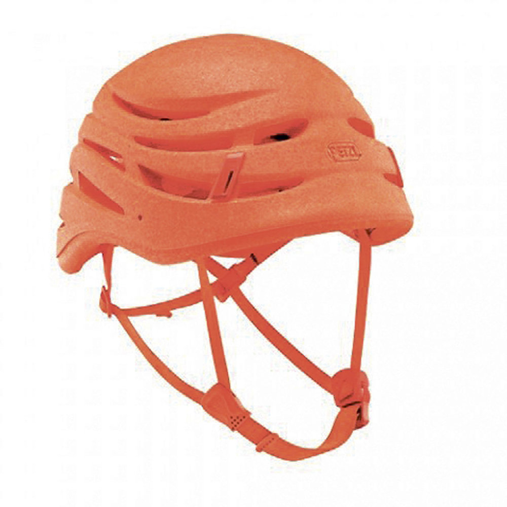 Ultralehká přilba Petzl Scirocco, stojí 2169 Kč, www.lezeckavystroj.cz