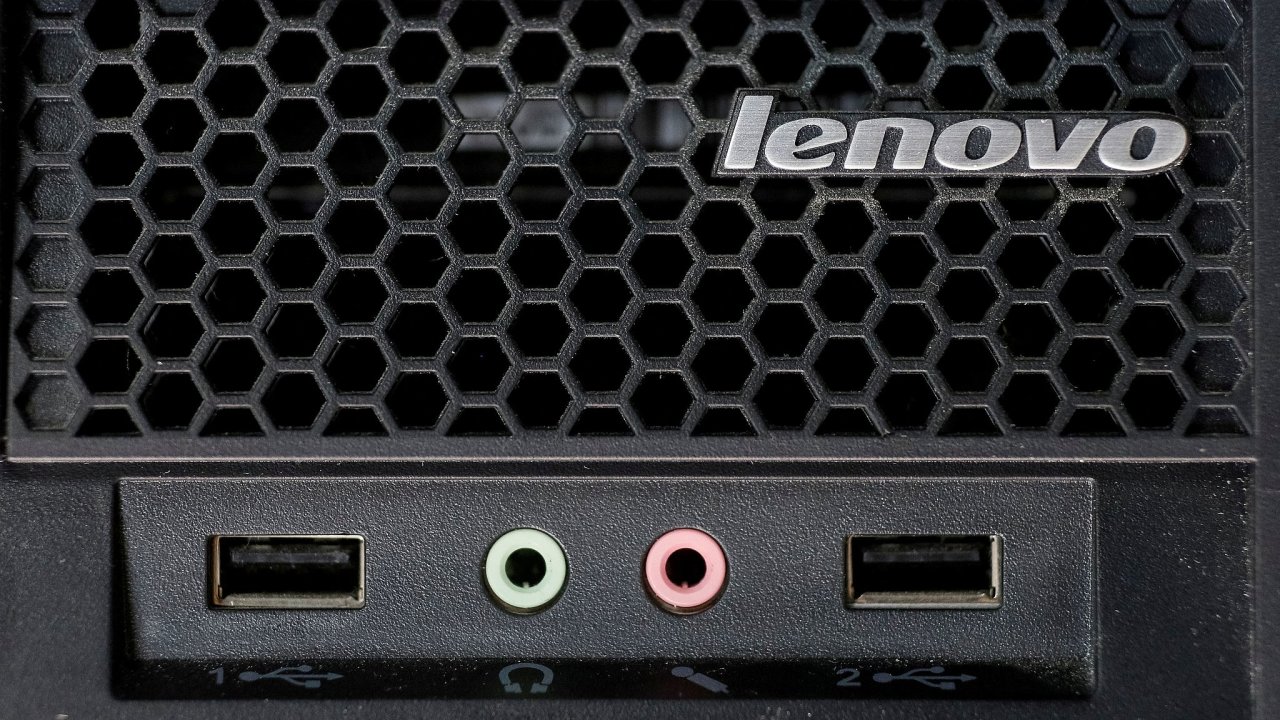 Lenovo si udr�elo pozici nejv�t��ho prodejce osobn�ch po��ta�� na sv�t� s pod�lem na trhu 24,4 procenta.