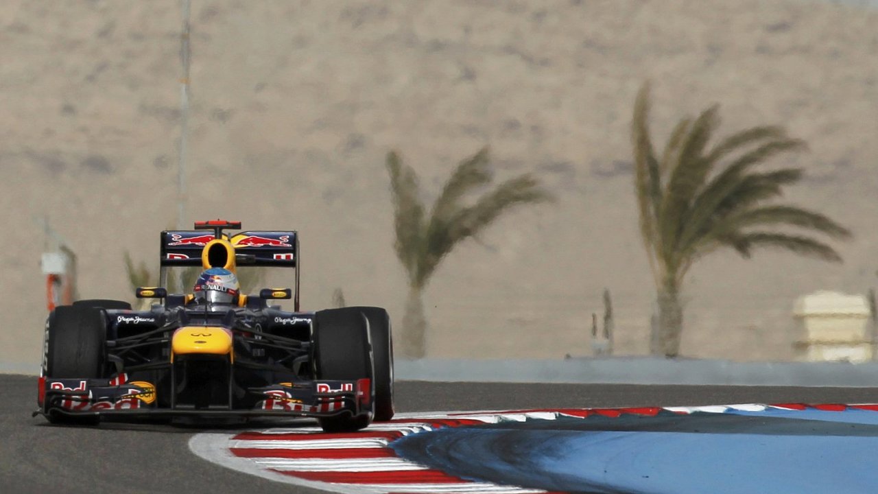 Sebastian Vettel na trati bahrajnsk GP