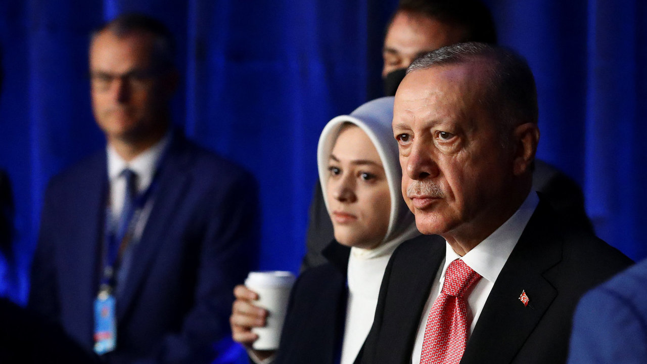 Turecký prezident Recep Tayyip Erdogan na summitu NATO v Madridu.