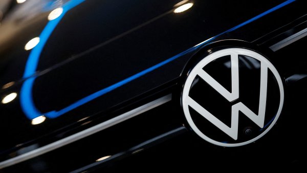 Odbyt koncernu Volkswagen loni vzrostl o téměř 12 procent