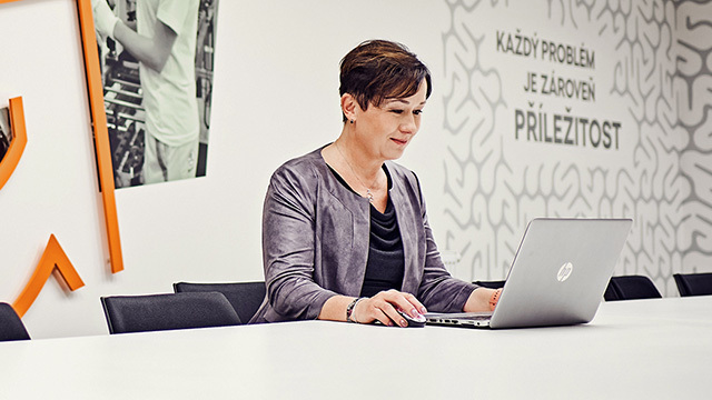 Komern lnek
