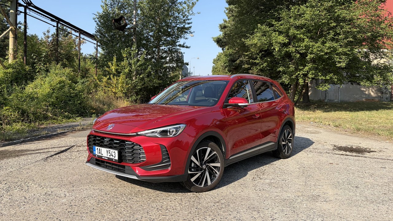 MG ZS Hybrid+