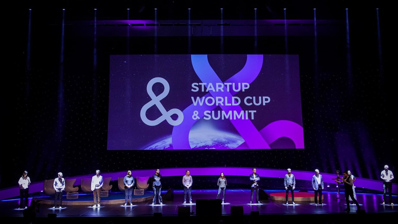 Zlatým høebem programu má být kontinentální finále soutìže Startup World Cup, ve kterém se 12 finalistù z pøedchozích regionálních kol utká o titul startupového 