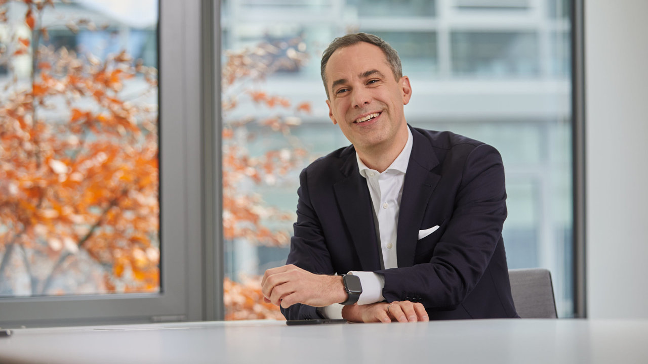 Cedrik Neike, èlen pøedstavenstva Siemens AG a CEO divize Digital Industries