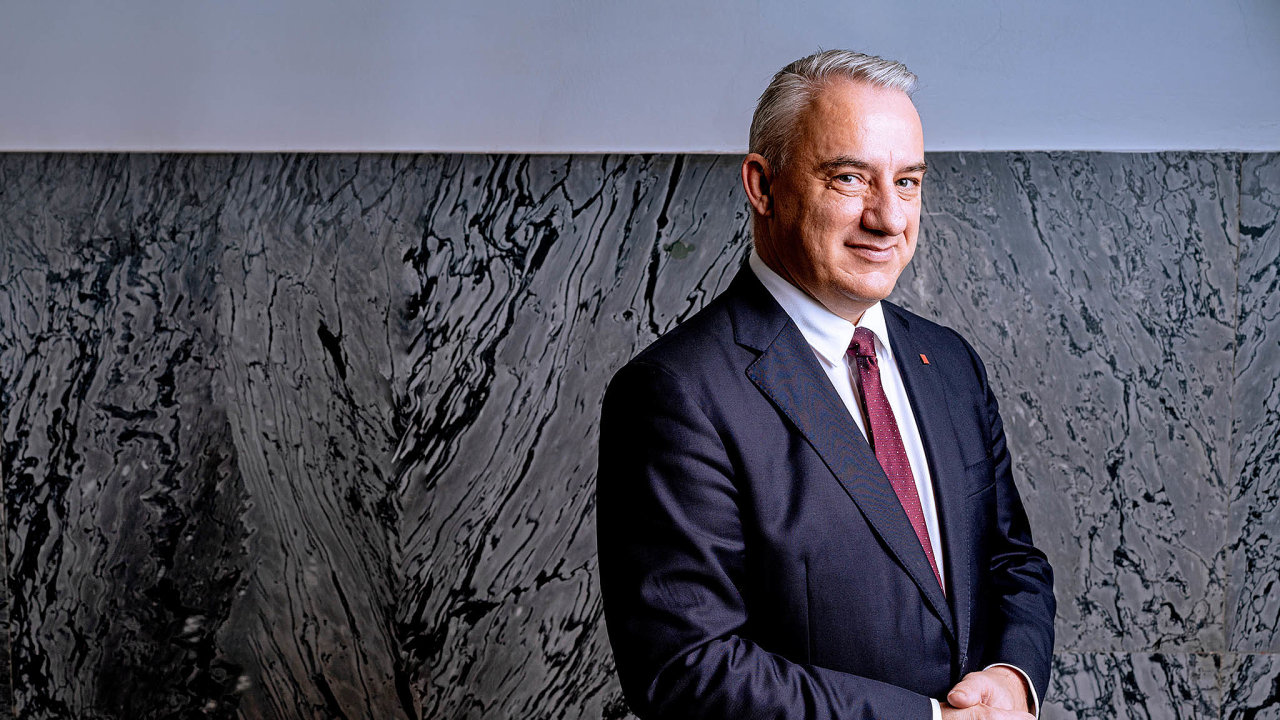 Pedseda eskomoravsk konfederace odborovch svaz (MKOS) Josef Stedula