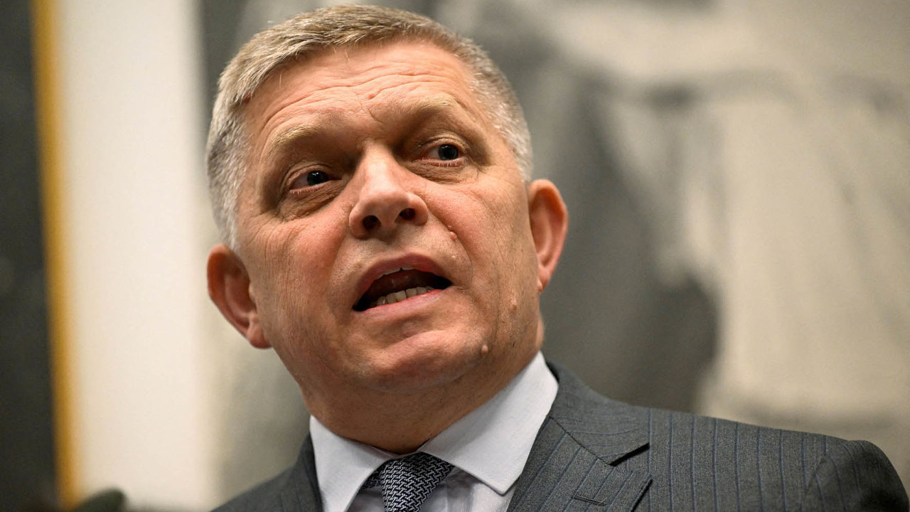 Slovensk premir Robert Fico