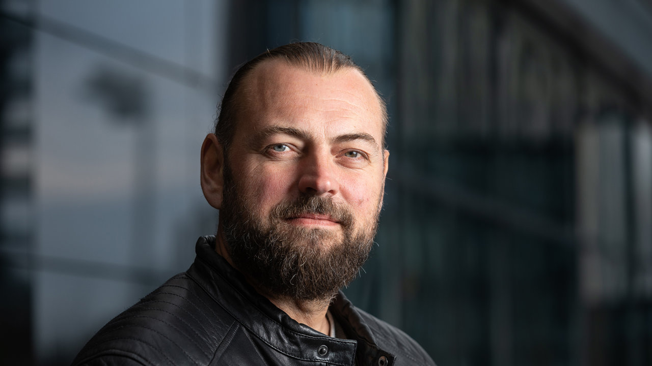 Pavel Ku�era - tren�r t�mov� spolupr�ce a pr�vodce p�echodov�mi ritu�ly