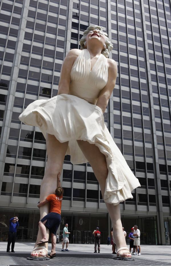 Osmimetrov Marilyn Monroe