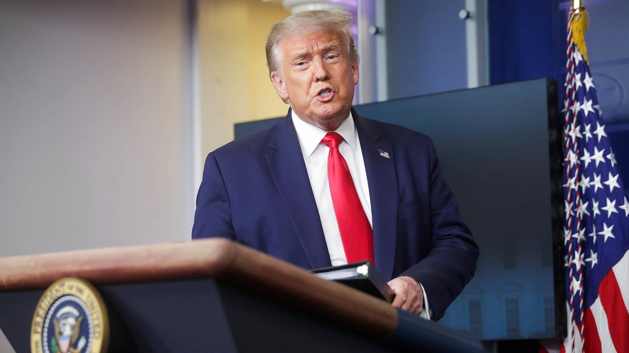 Donald Trump se pochvlil zasvj npad poadovat zaodprodej st TikTok prmii pro americkou vldu.