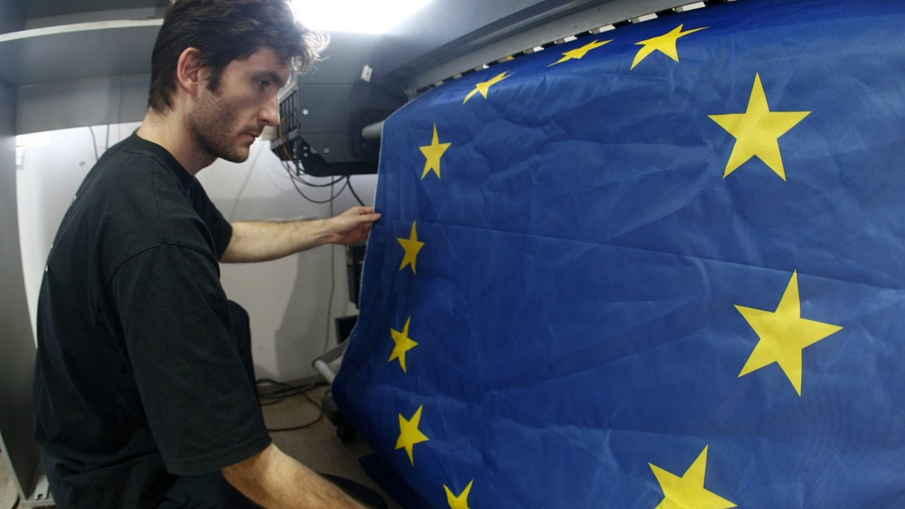 Ilustraèní foto - Tisk vlajky Evropské unie.