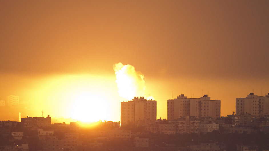Vbuch izraelsk rakety v psmu Gazy (15. listopadu 2012)