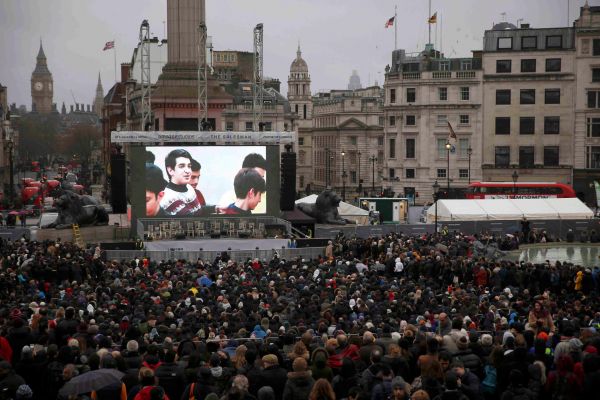 Projekce filmu Klient &iacute;r&aacute;nsk&eacute;ho re�is&eacute;ra Asghara Farh&aacute;d&iacute;ho na Trafalgarsk&eacute;m n&aacute;m�st&iacute;