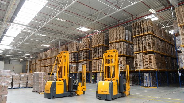 Snižování emisí v rámci koncernu DHL se dotkne i skladování.