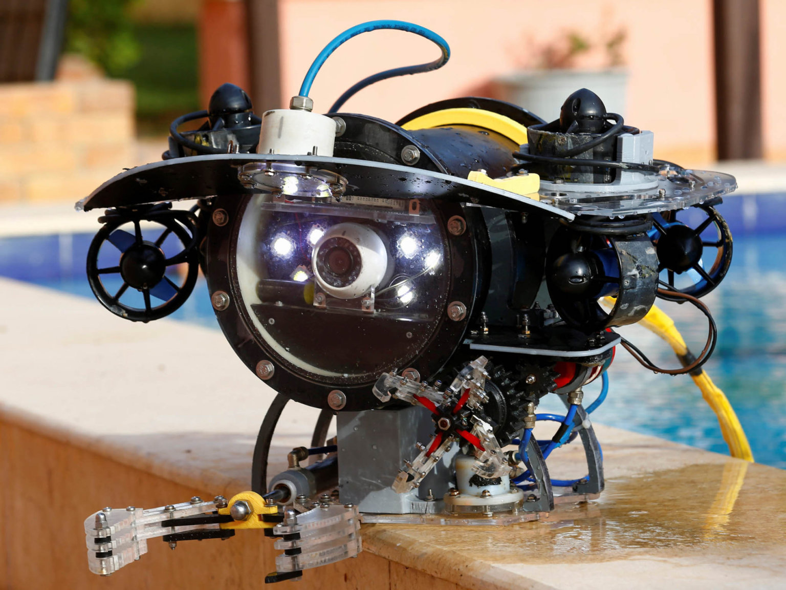 Использование подводных роботов. Подводный робот. Плавающие роботы. Подводный робот для исследования. Камера для подводного робота.