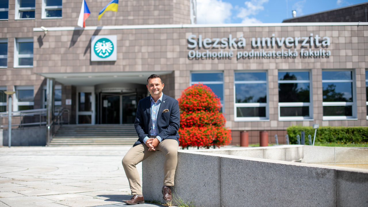 Karvinsko pot�ebuje siln�ho investora a propojen� ekosyst�m mal�ch a...