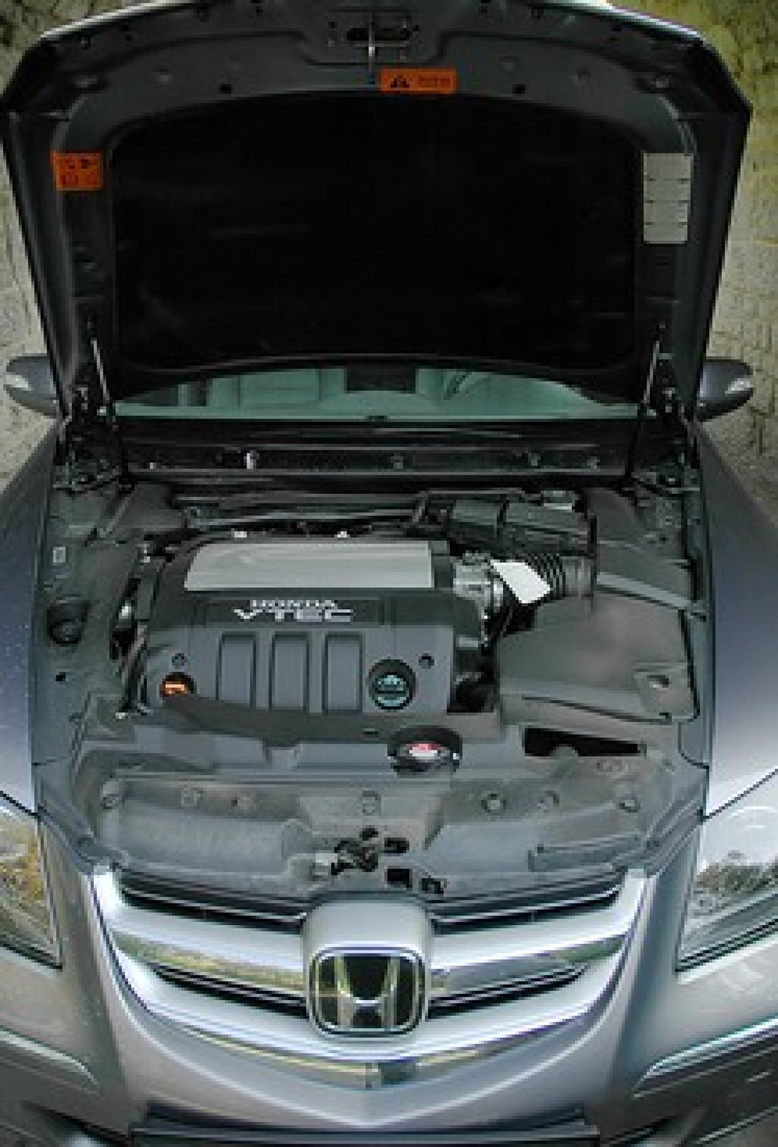 961320343_honda_legend_27_249x367_.jpg