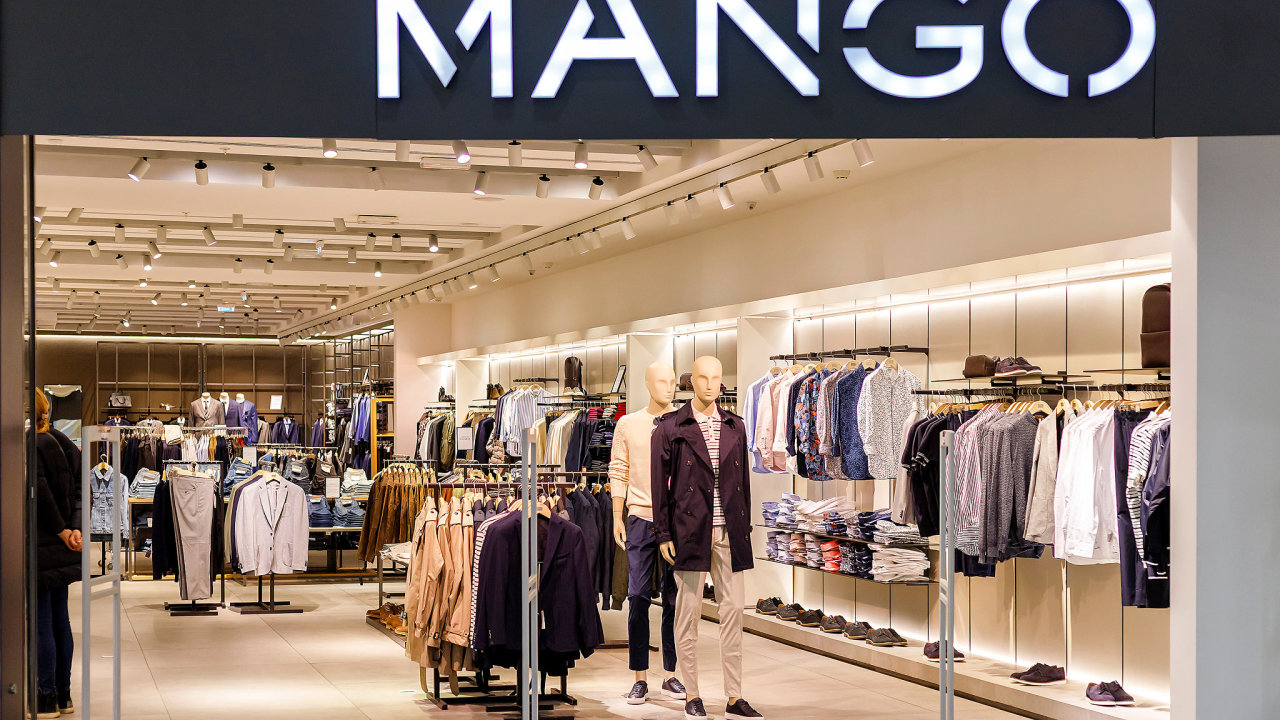 Dost bylo fast fashion. Španìlské Mango coby další velká znaèka naskakuje na trend udržitelnìjší módy.