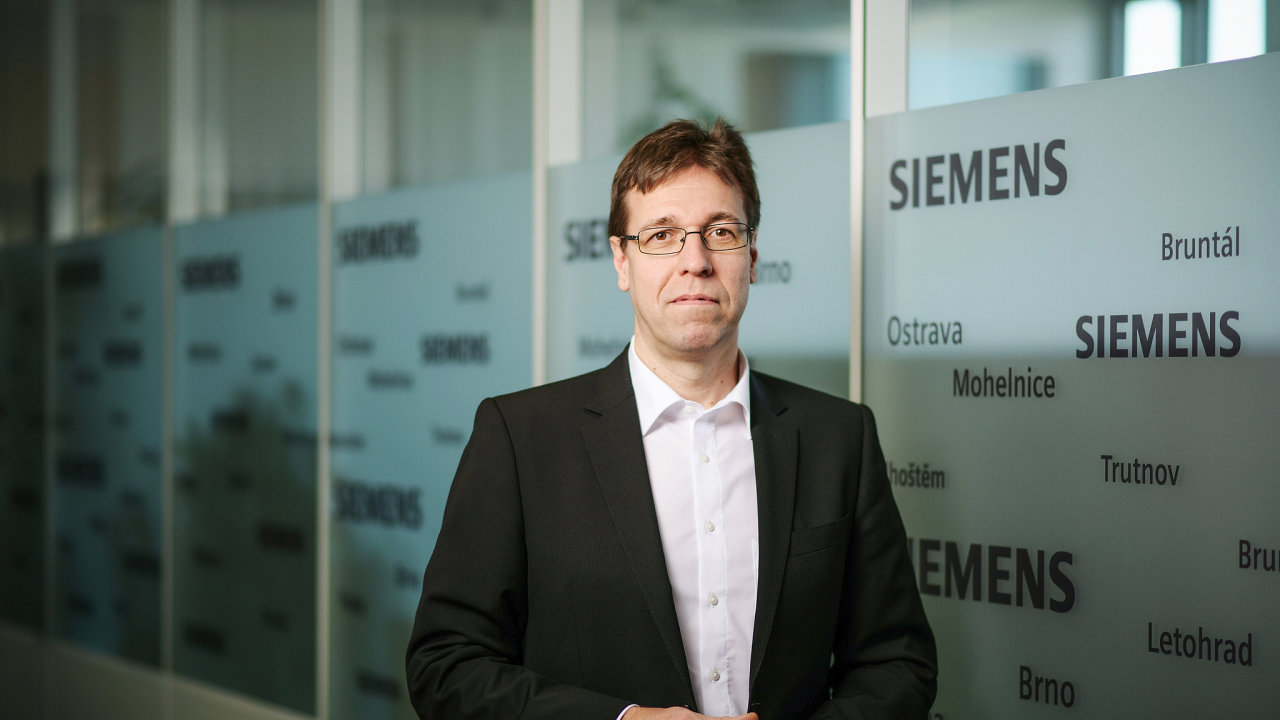 Roman Kokšal, generální øeditel Siemens Mobility ÈR