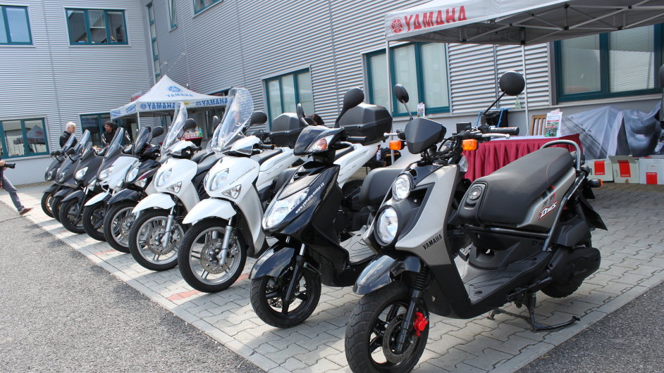 Sktry Yamaha do 125 ccm