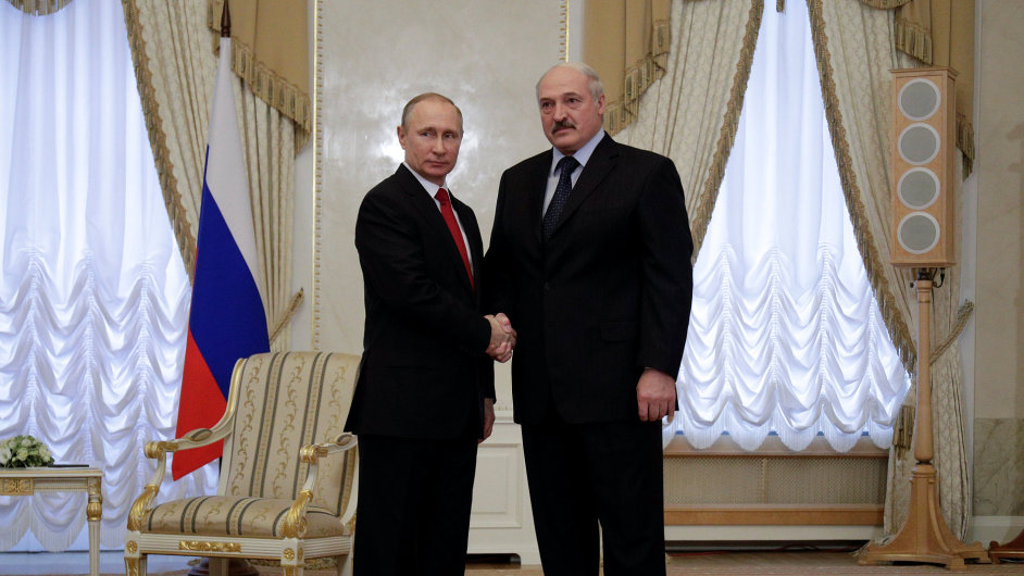 Ruský prezident Vladimir Putin se sešel s bìloruským prezidentem Alexandrem Lukašenkem.