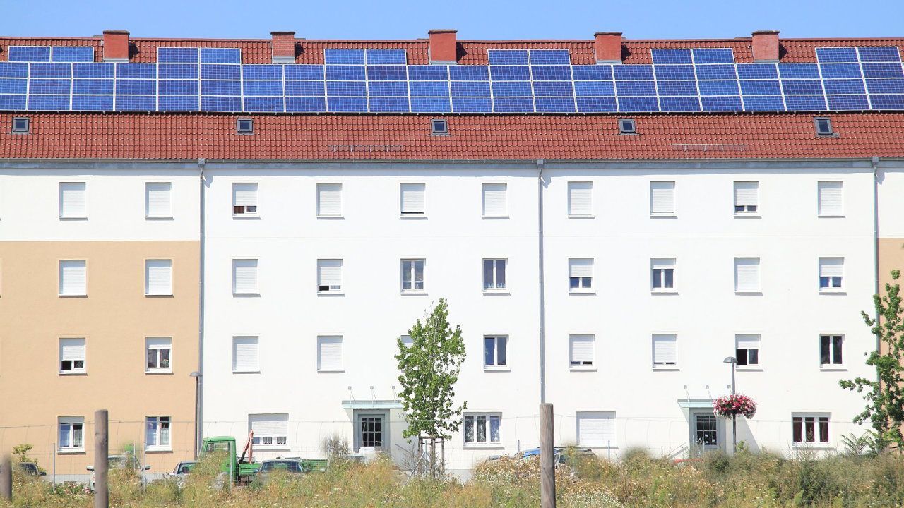 Nov domy mus bt od roku 2030 bez emis, shodly se stty EU