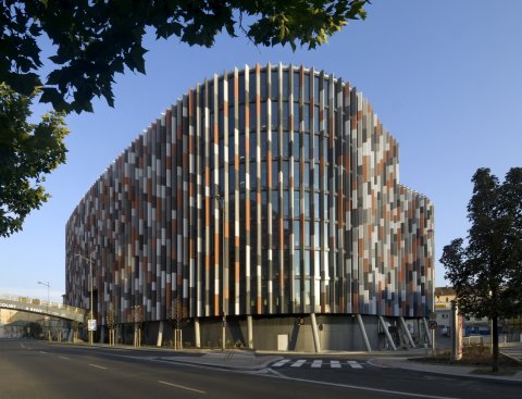 PSJ INVEST - Main Point Karlin