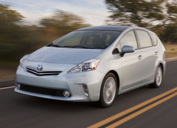 Hybridn&iacute; Toyoty v �esku