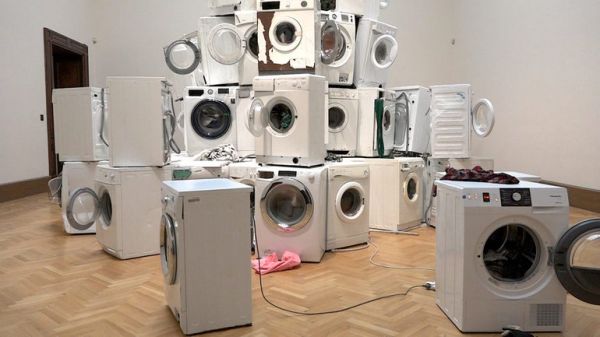 P�ehl&iacute;dka d�l Kri&scaron;tofa Kintery za�ala tento �tvrtek, potrv&aacute; do 26. listopadu.