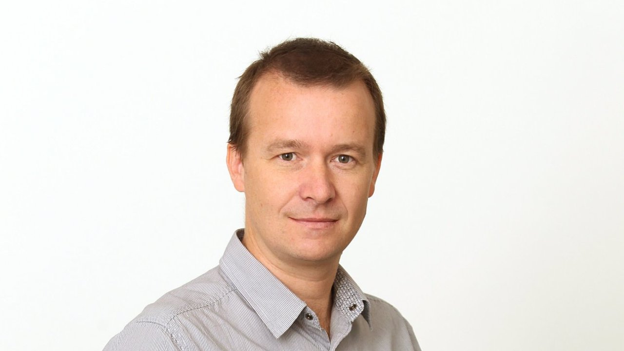 Petr Honzejk, komenttor HN