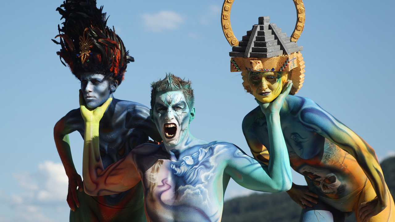 Mezinrodn festival bodypaintingu ukazuje pestrou paletu barev