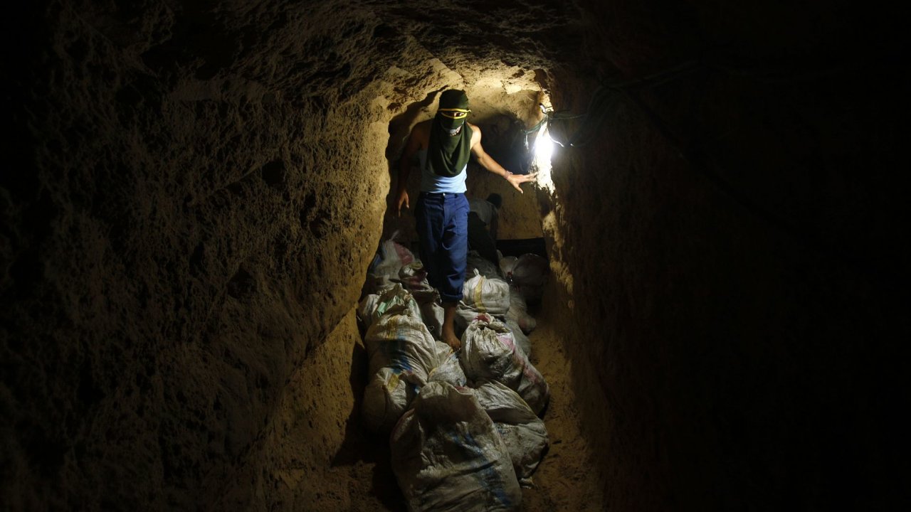 Podzemn tunel v Egypt