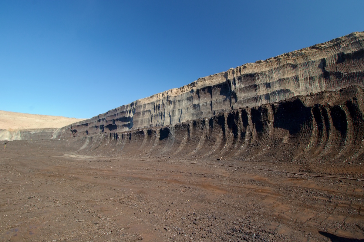 Komer�n� �l�nek