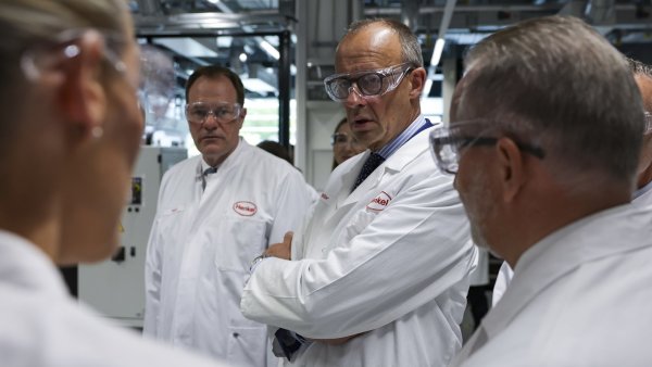 N�mecko, Merz, Henkel AG