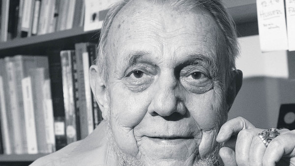 V sobotu zemřel významný filozof Erazim Kohák, bylo mu 86 let. (Foto: Profimedia) V sobotu zemřel významný filozof Erazim Kohák, bylo mu 86 let.