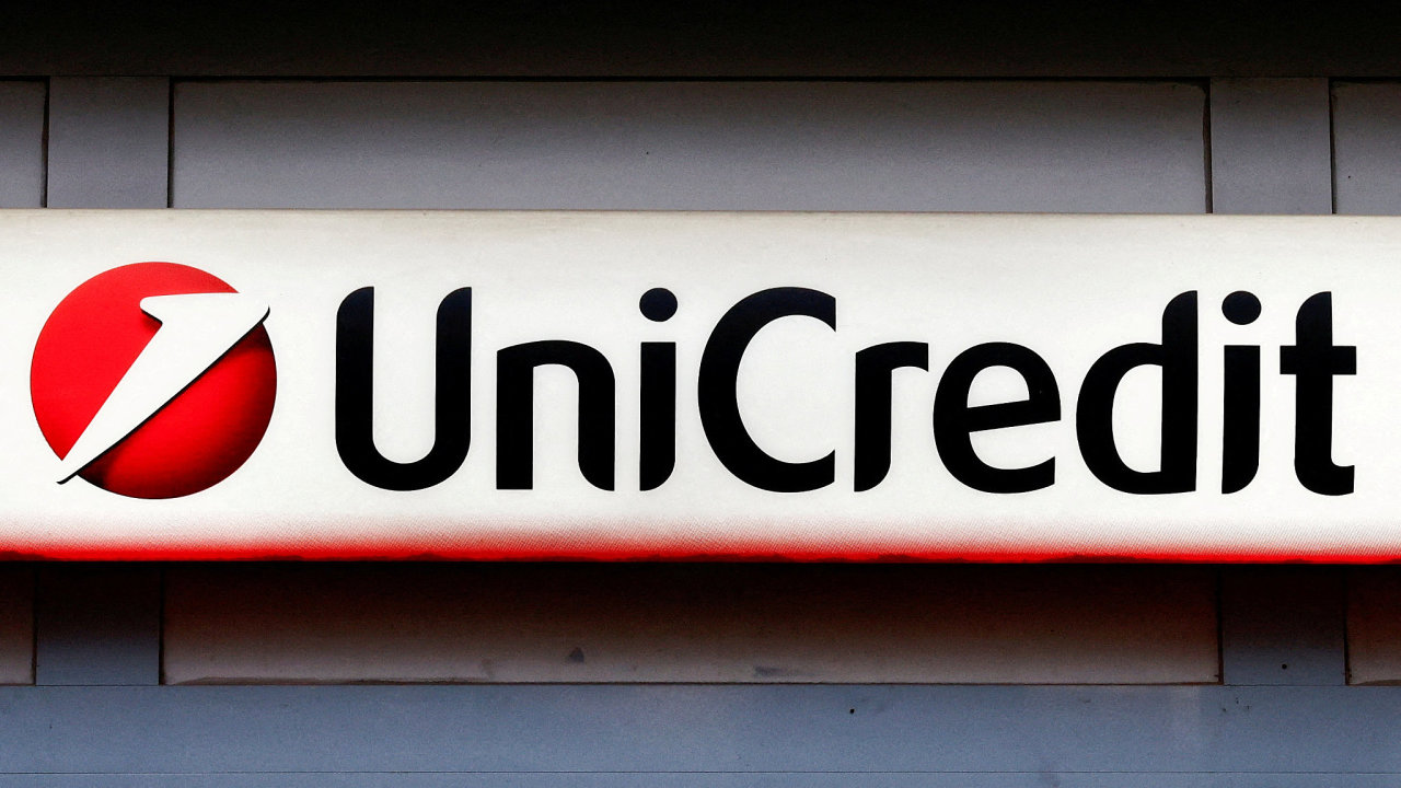 Za celý rok UniCredit očekává růst zisku na výrazně více než 11 miliard eur.